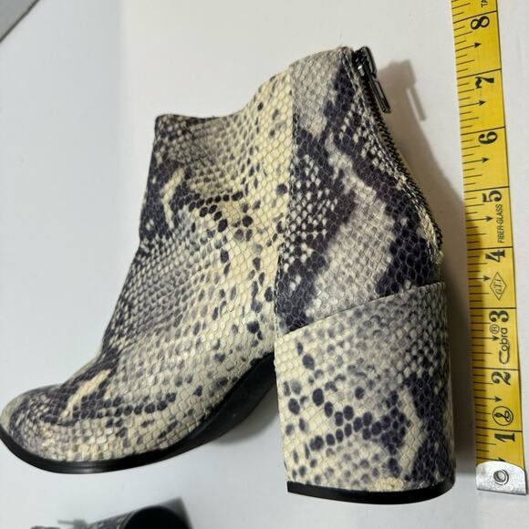 Steve Madden Jillian ankle boots size 7 - Picture 5 of 9